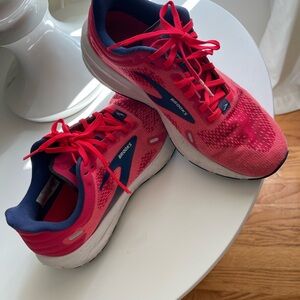 Brooks Running Shoes - Hot Pink with Navy Trim